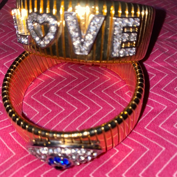 Accessories - Jewelry